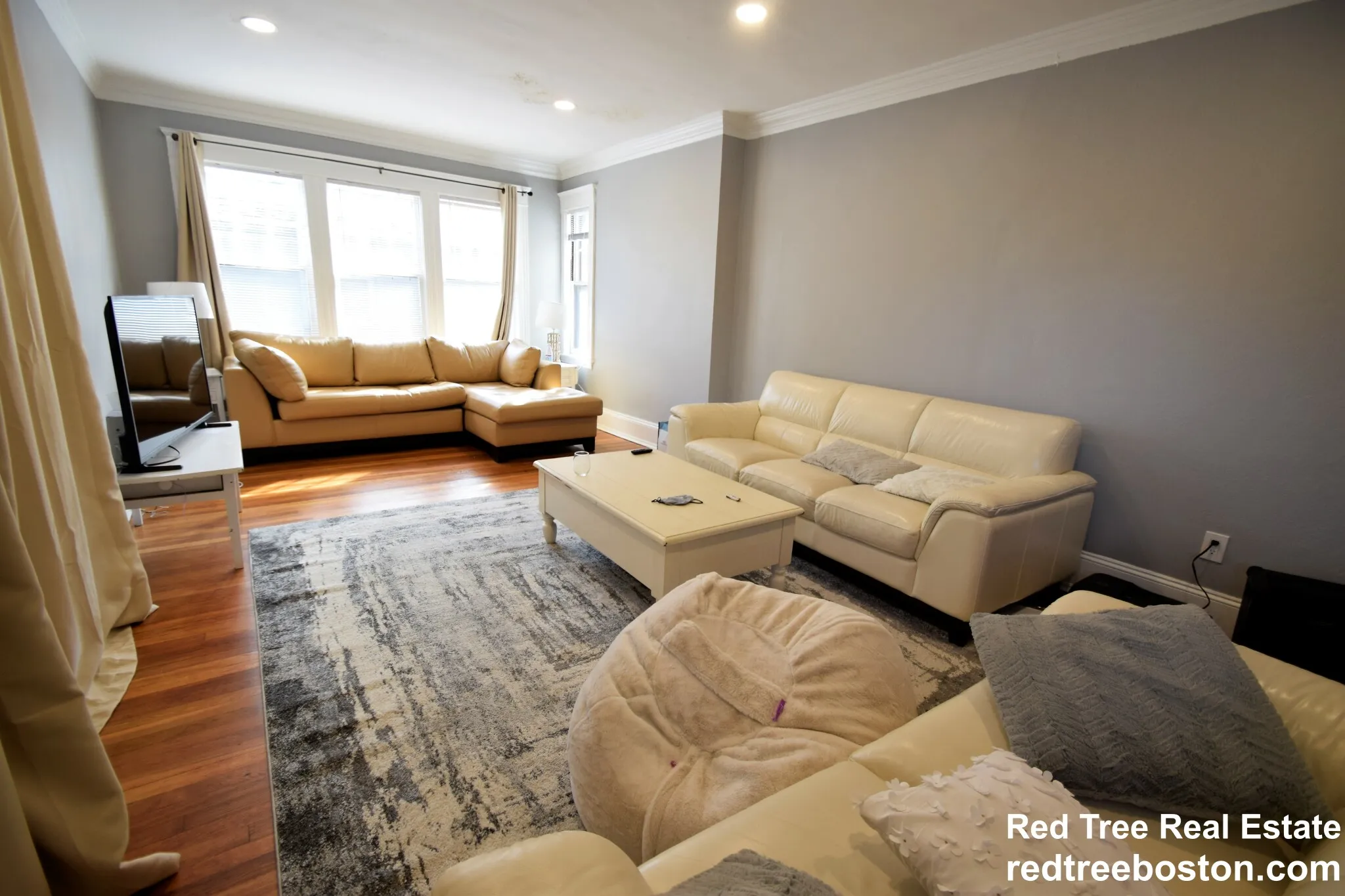 4 bed, 2 bath apartment for rent at 235 Chestnut Hill Ave Unit 2, Brighton — photo 3 of 36