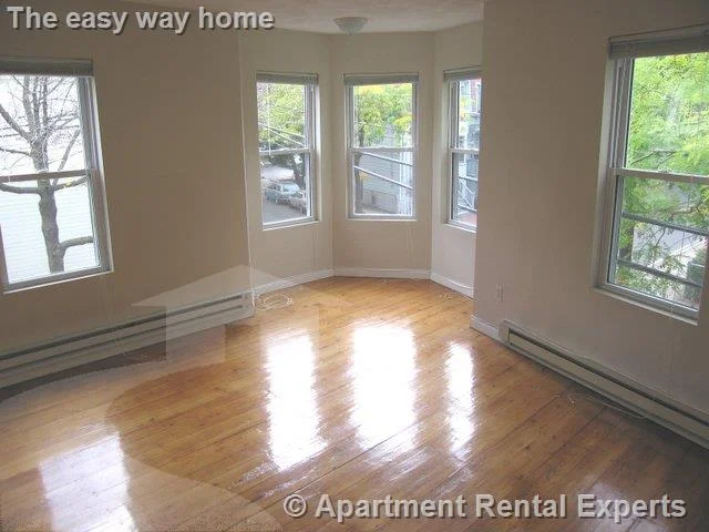 1 bed, 1 bath apartment for rent at 235 Columbia St Unit 4R, Central Square — photo 5 of 5