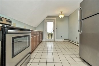 1 bed, 1 bath apartment for rent at 235 Fairmount Ave Unit 2, Hyde Park — photo 11 of 18