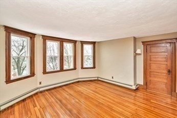 1 bed, 1 bath apartment for rent at 235 Fairmount Ave Unit 2, Hyde Park — photo 3 of 18