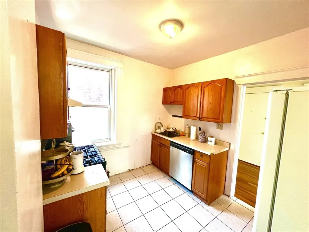 2 bed, 1 bath apartment for rent at 235 Freeman St Unit 3, North Brookline — photo 16 of 21