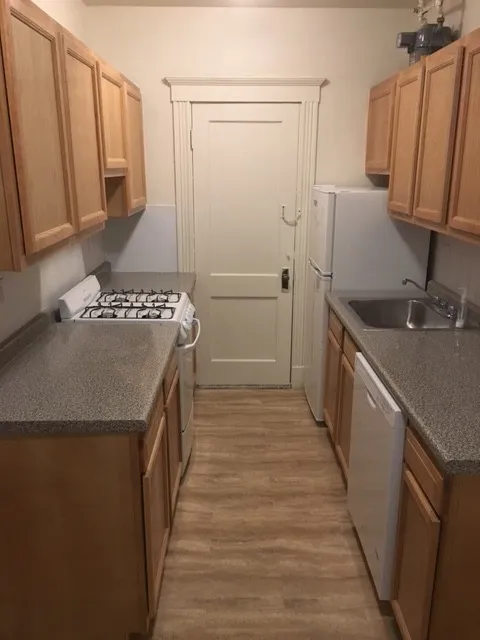 Studio bed, 1 bath apartment for rent at 235 Park Dr Unit 11, Fenway — photo 2 of 7