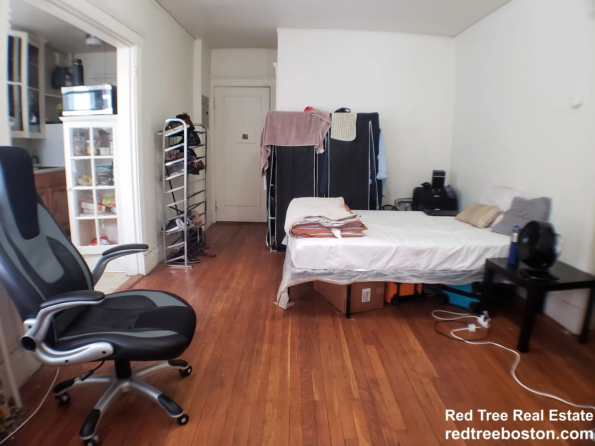 1 bed, 1 bath apartment for rent at 235 Park Dr Unit 12, Fenway