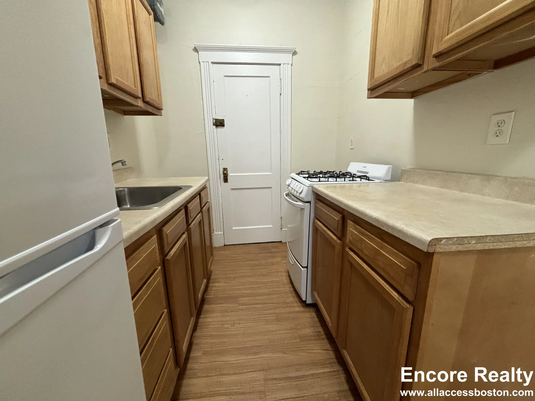 1 bed, 1 bath apartment for rent at 235 Park Dr Unit 15, Fenway — photo 6 of 15