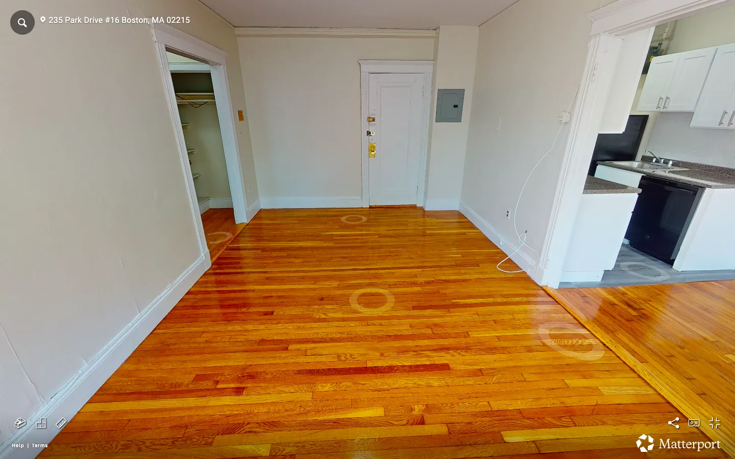 Studio bed, 1 bath apartment for rent at 235 Park Dr Unit 16, Fenway — photo 3 of 12