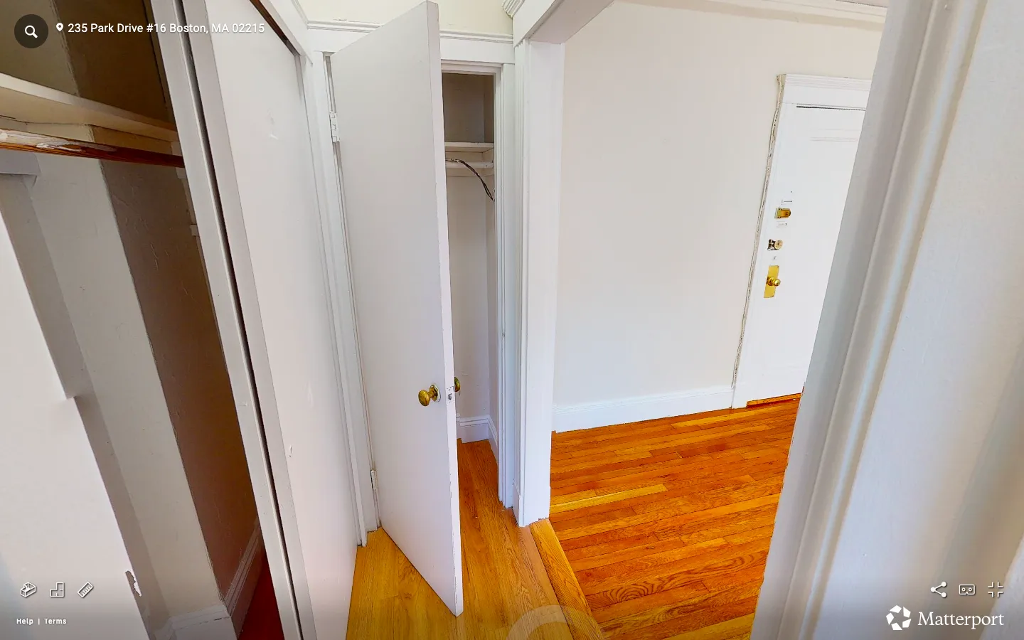 Studio bed, 1 bath apartment for rent at 235 Park Dr Unit 16, Fenway — photo 9 of 12
