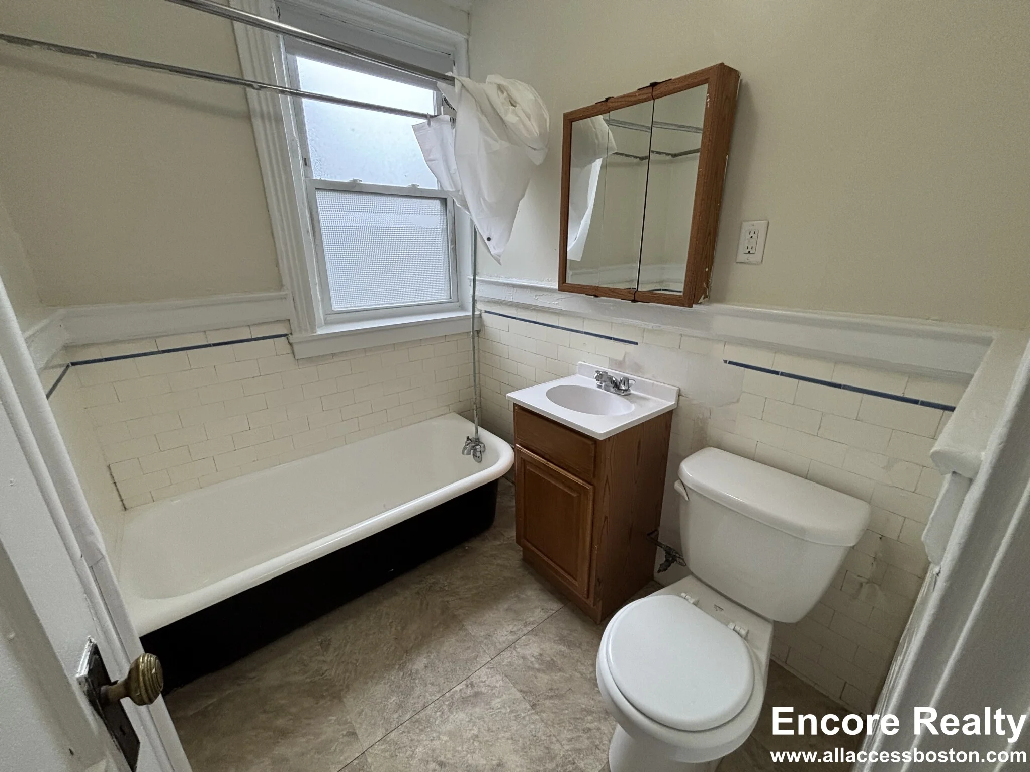 Studio bed, 1 bath apartment for rent at 235 Park Dr Unit 16A, Fenway — photo 11 of 14