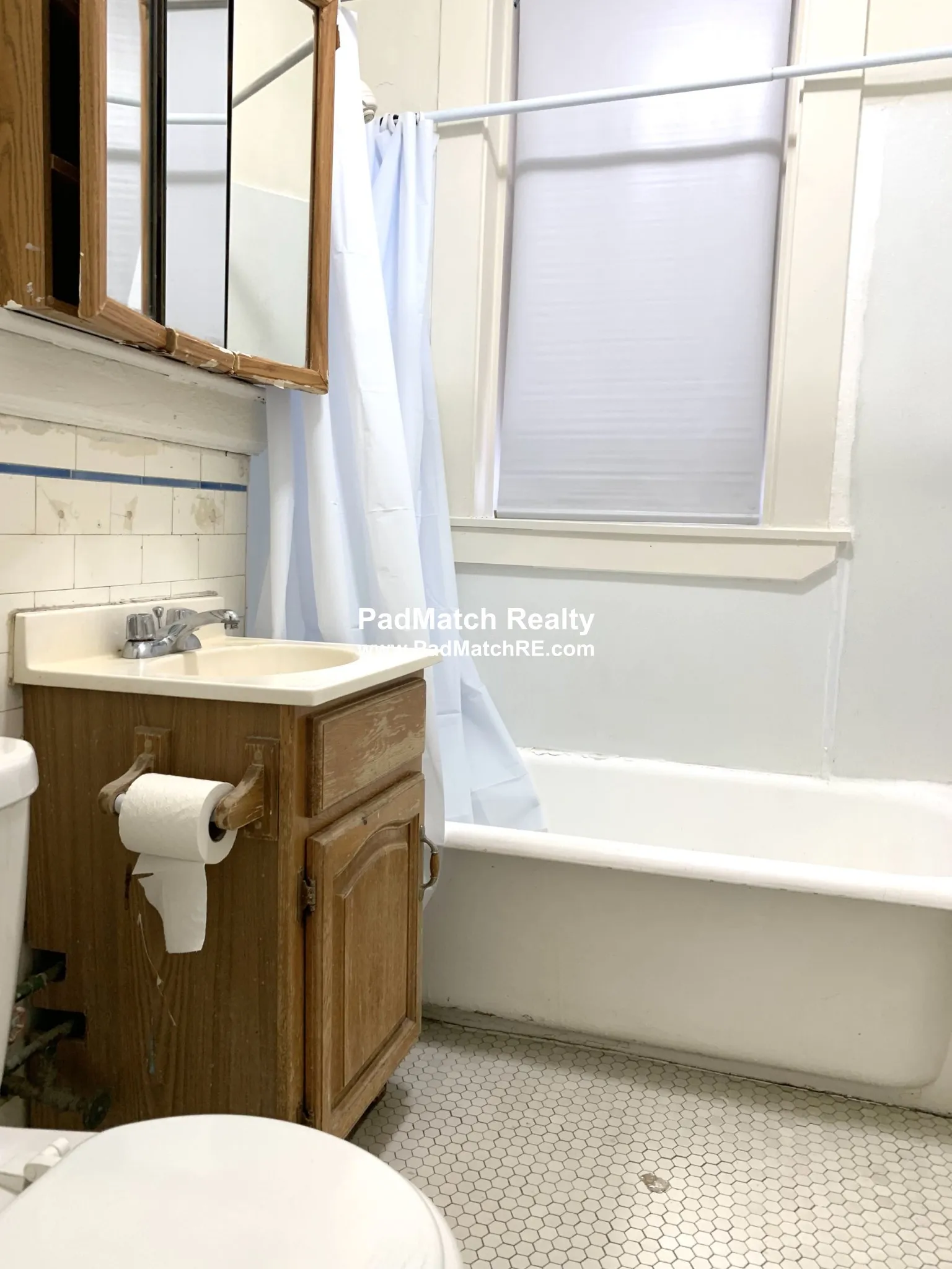 1 bed, 1 bath apartment for rent at 235 Park Dr Unit 22, Fenway — photo 9 of 11