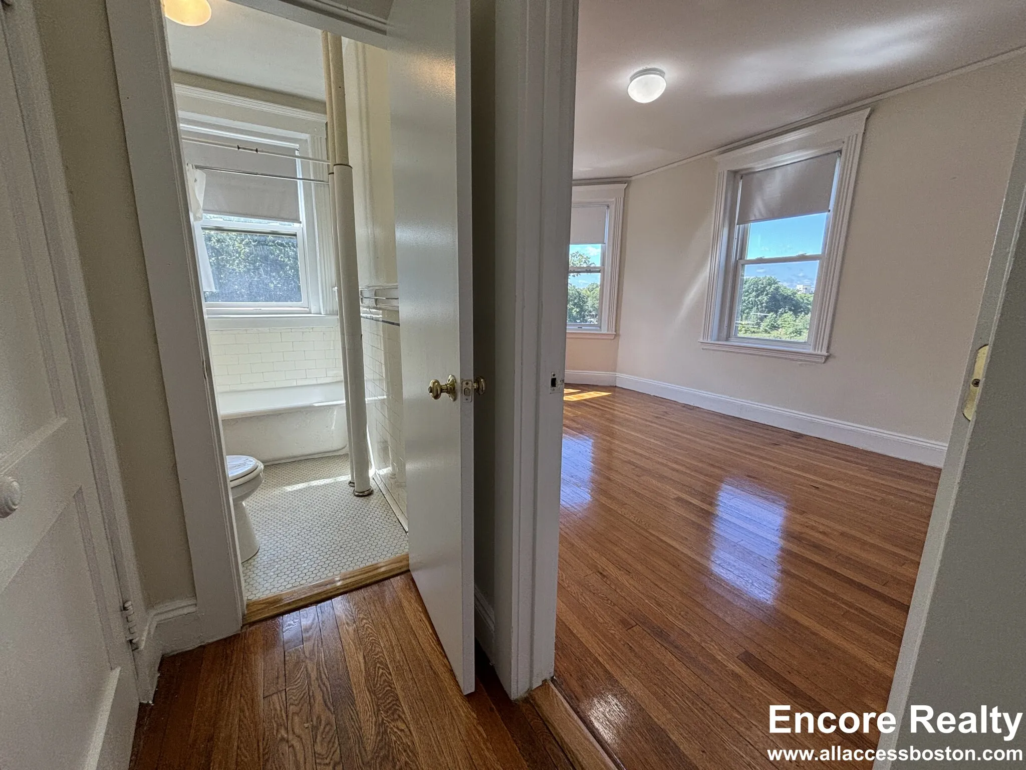 1 bed, 1 bath apartment for rent at 235 Park Dr Unit 25, Fenway — photo 5 of 11
