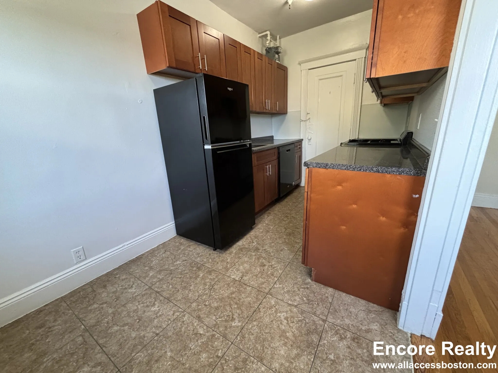 1 bed, 1 bath apartment for rent at 235 Park Dr Unit 25, Fenway — photo 4 of 11