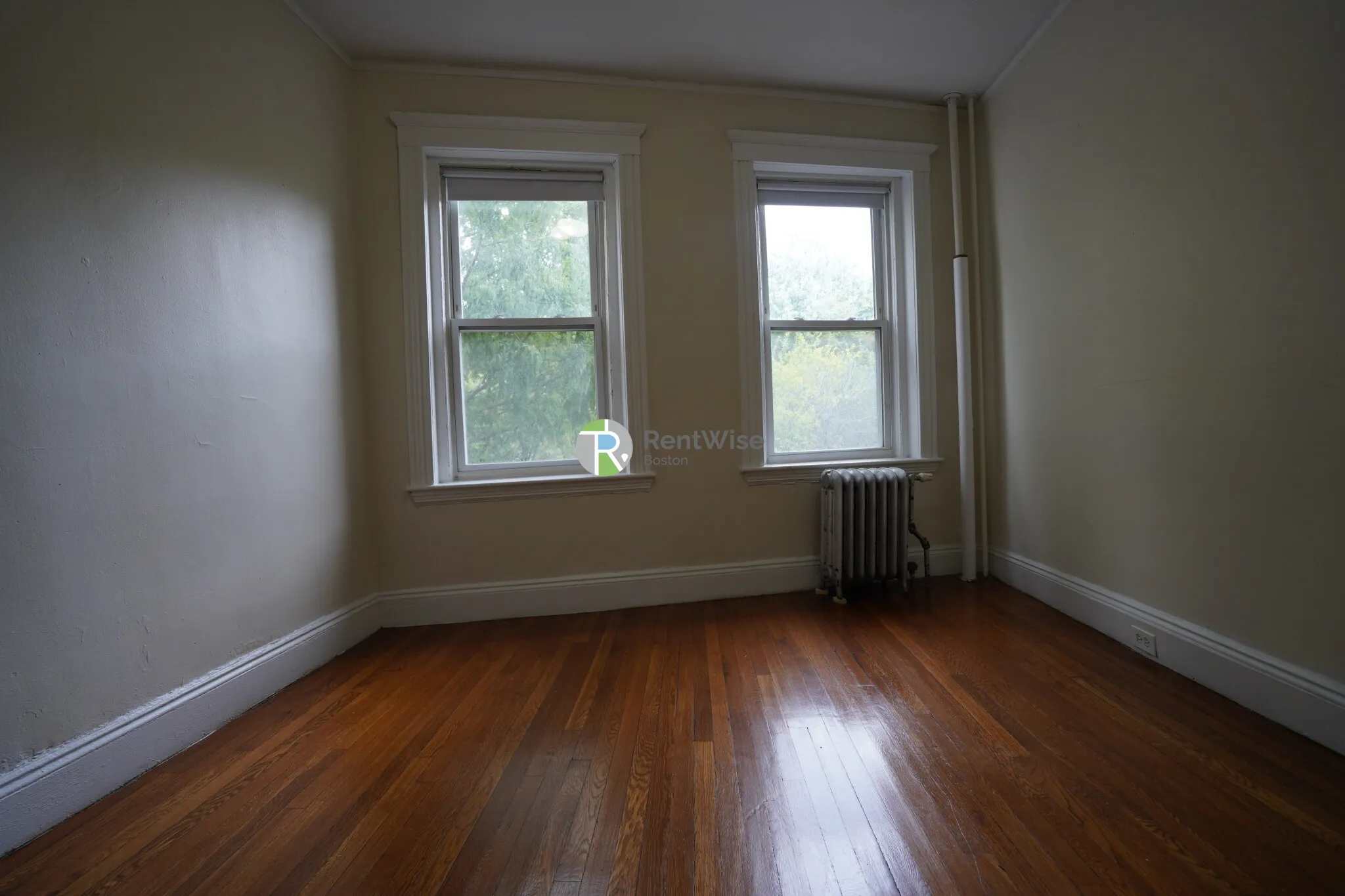 1 bed, 1 bath apartment for rent at 235 Park Dr Unit 7, Fenway — photo 2 of 17