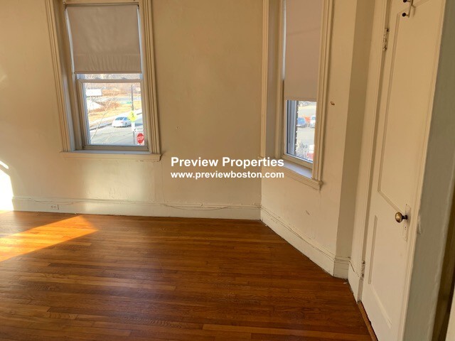 1 bed, 1 bath apartment for rent at 235 Park Dr Unit 8P, Fenway — photo 4 of 6