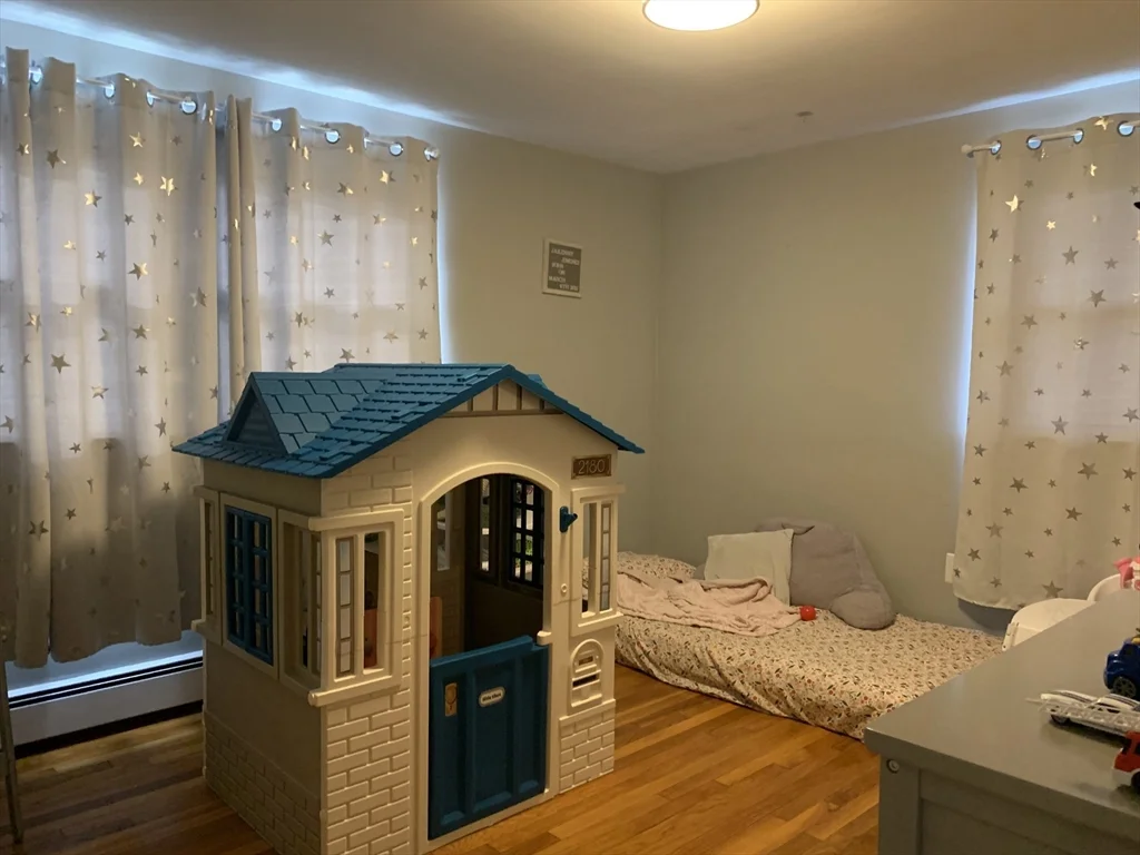 2 bed, 1 bath apartment for rent at 235 Reservoir Ave Unit 2, Revere — photo 12 of 13