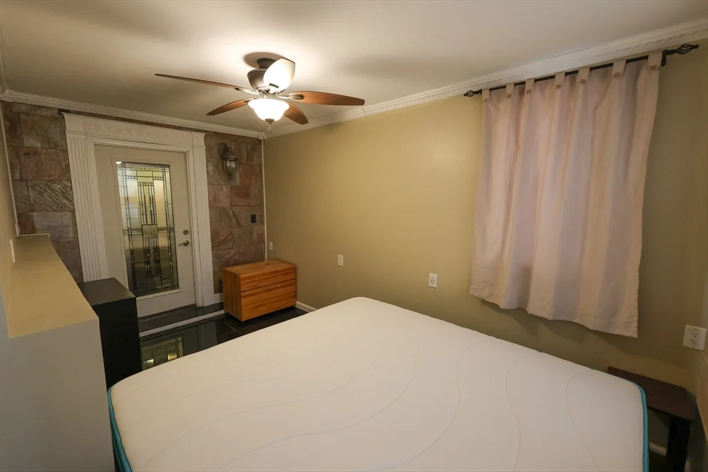 1 bed, 1 bath apartment for rent at 235 Savin Hill Ave Unit 1R, Dorchester — photo 8 of 13