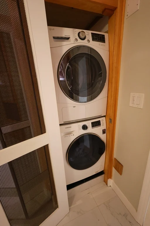 1 bed, 1 bath apartment for rent at 235 Savin Hill Ave Unit FR, Dorchester — photo 10 of 11