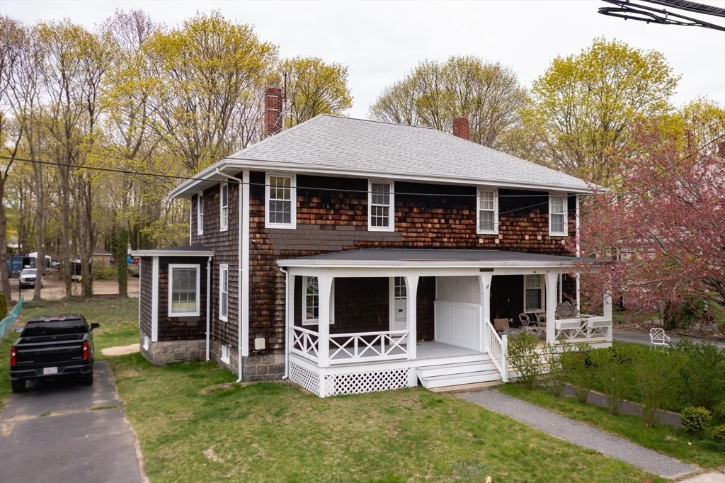 3 bed, 1 bath apartment for rent at 235 Standish Ave, Plymouth — photo 1 of 13