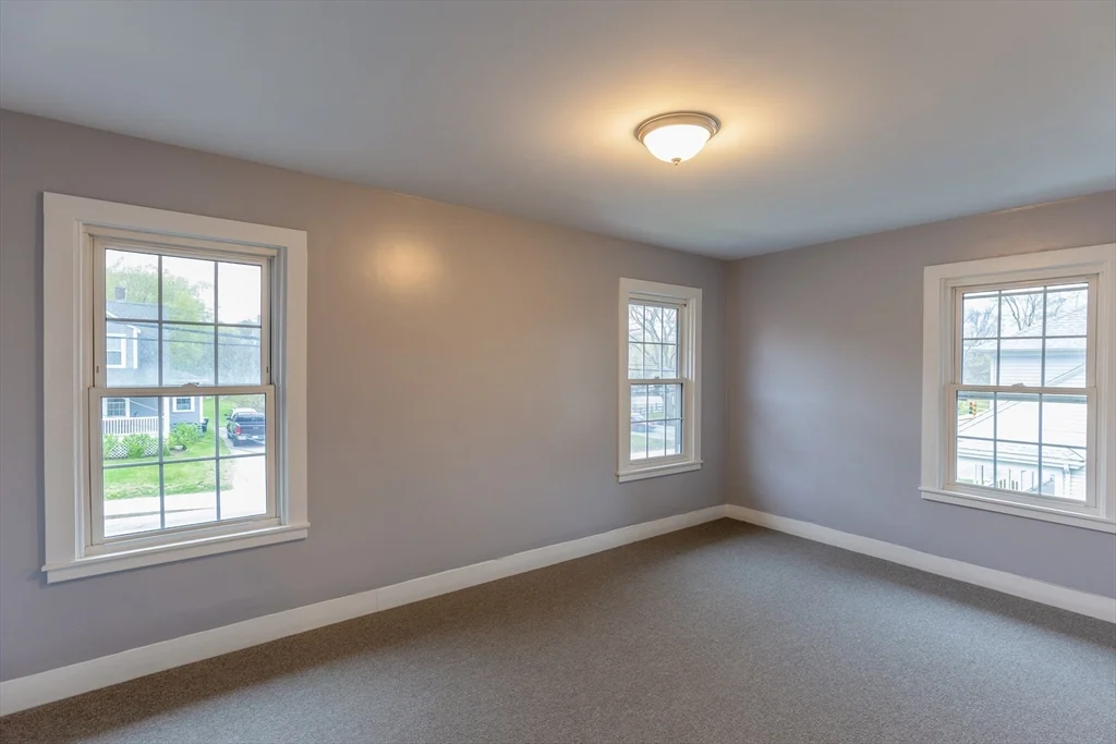 3 bed, 1 bath apartment for rent at 235 Standish Ave, Plymouth — photo 13 of 13