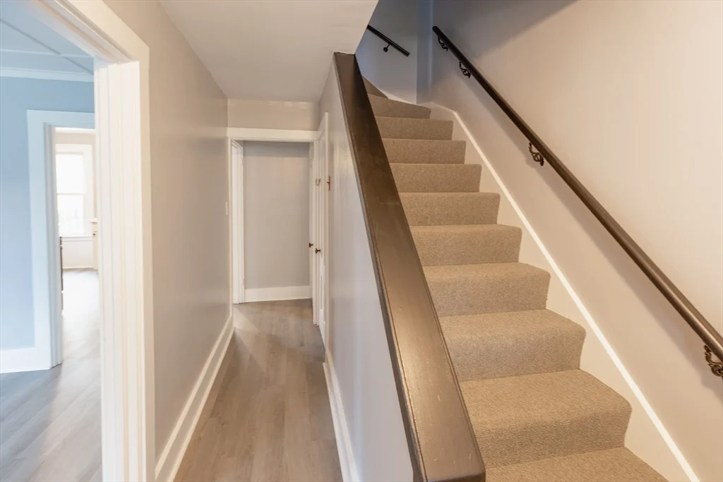 3 bed, 1 bath apartment for rent at 235 Standish Ave, Plymouth — photo 10 of 13