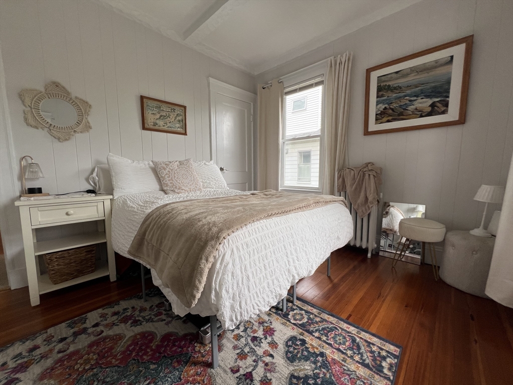 3 bed, 1 bath apartment for rent at 235 White St Unit 2, Belmont — photo 6 of 24