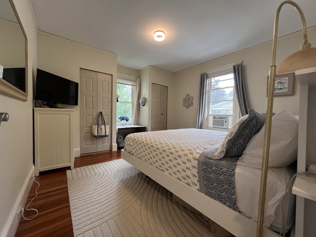 3 bed, 1 bath apartment for rent at 235 White St Unit 2, Belmont — photo 18 of 24