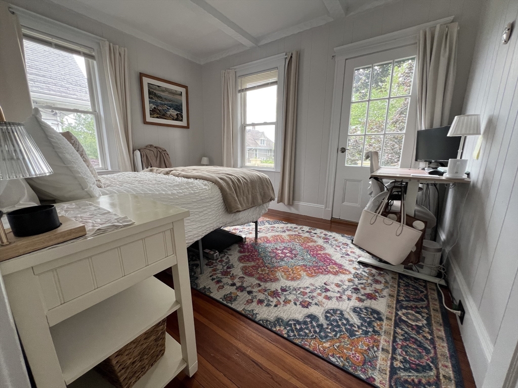 3 bed, 1 bath apartment for rent at 235 White St Unit 2, Belmont — photo 5 of 24