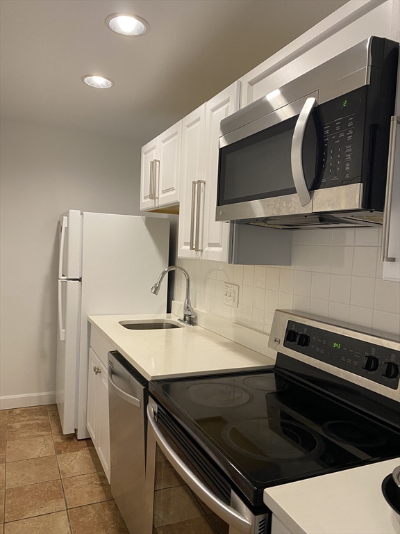 1 bed, 1 bath apartment for rent at 2353 Massachusetts Ave Unit Unit 24, Cambridge