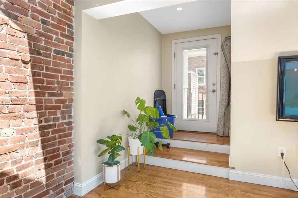 3 bed, 2 bath apartment for rent at 236 Gold St Unit 2, South Boston — photo 14 of 16