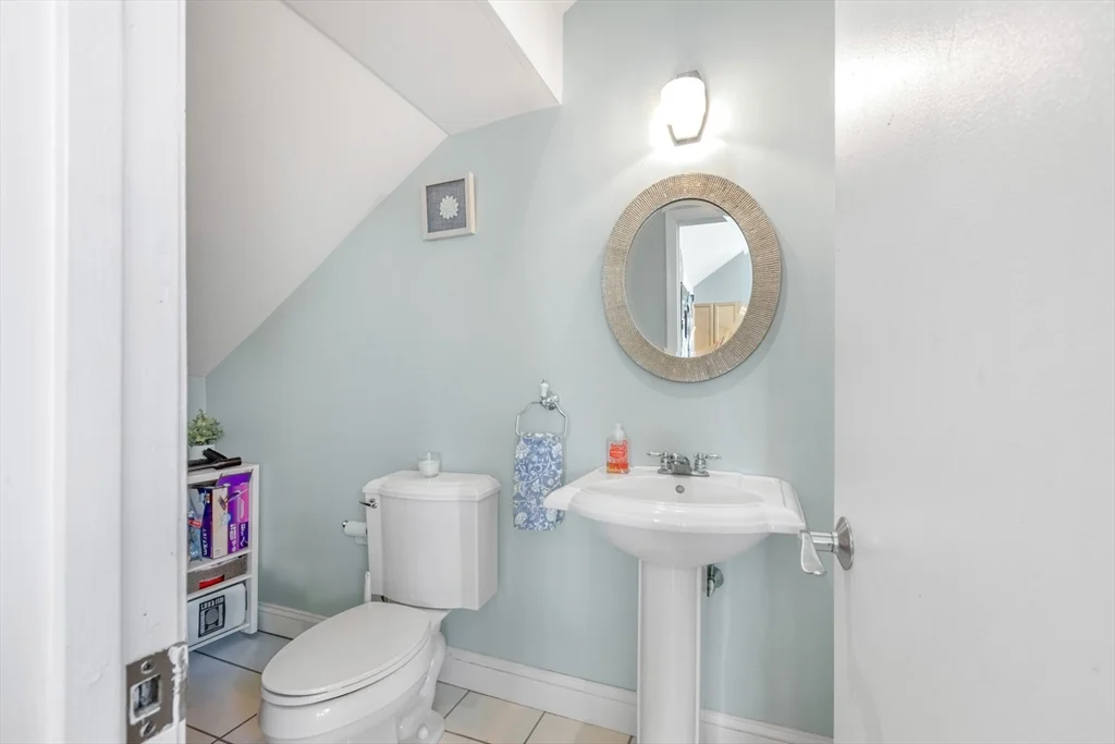3 bed, 2 bath apartment for rent at 236 Gold St Unit 2, South Boston — photo 6 of 16