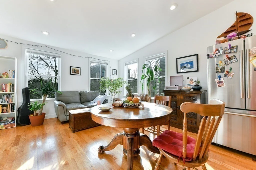2 bed, 1 bath apartment for rent at 236 Havre St Unit 3, East Boston — photo 3 of 17