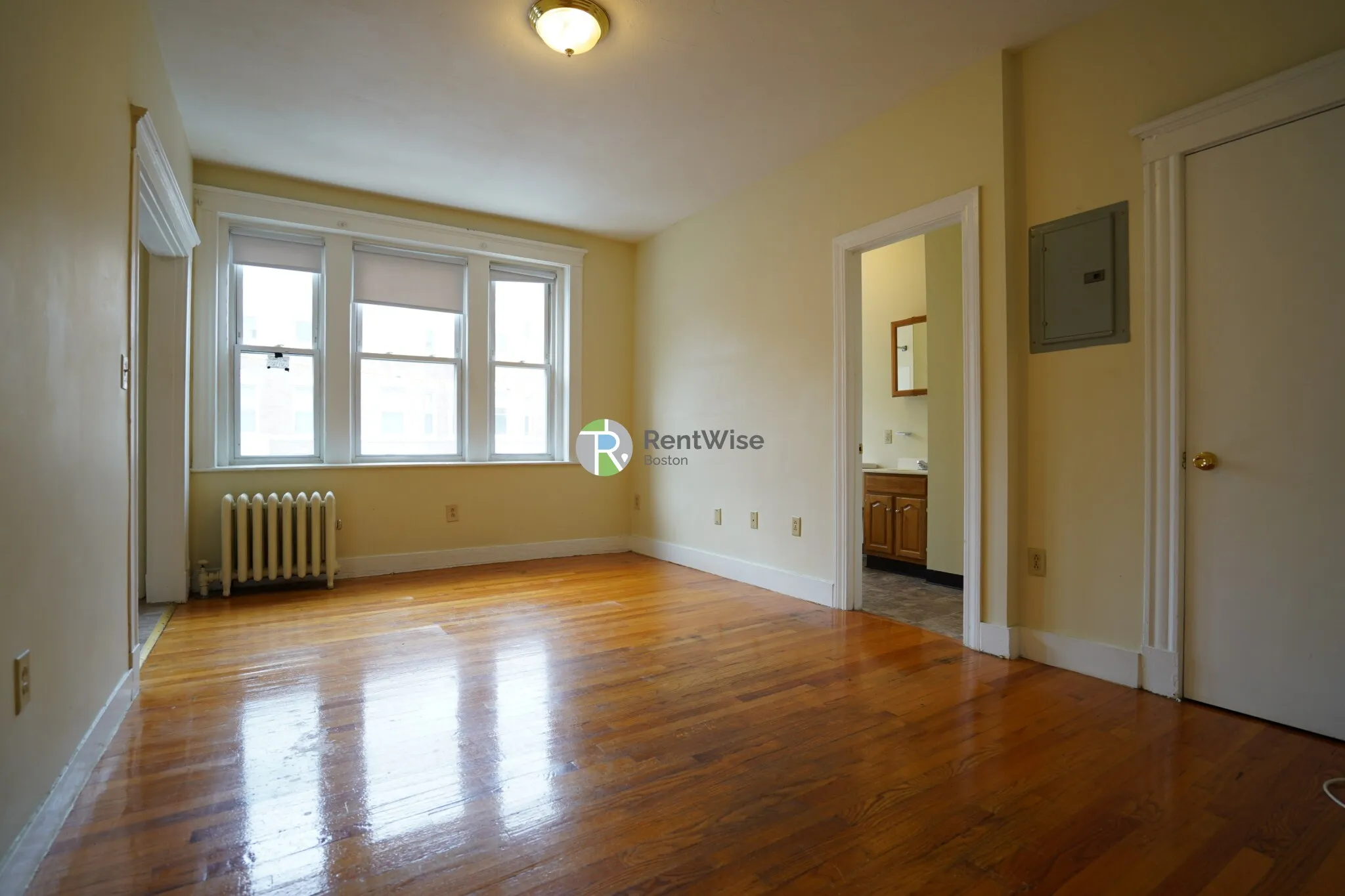 Studio bed, 1 bath apartment for rent at 236 Kelton St Unit 11, Allston