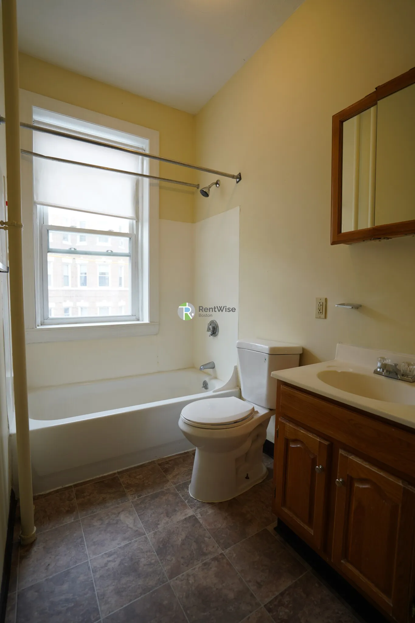 Studio bed, 1 bath apartment for rent at 236 Kelton St Unit 11, Allston — photo 10 of 13