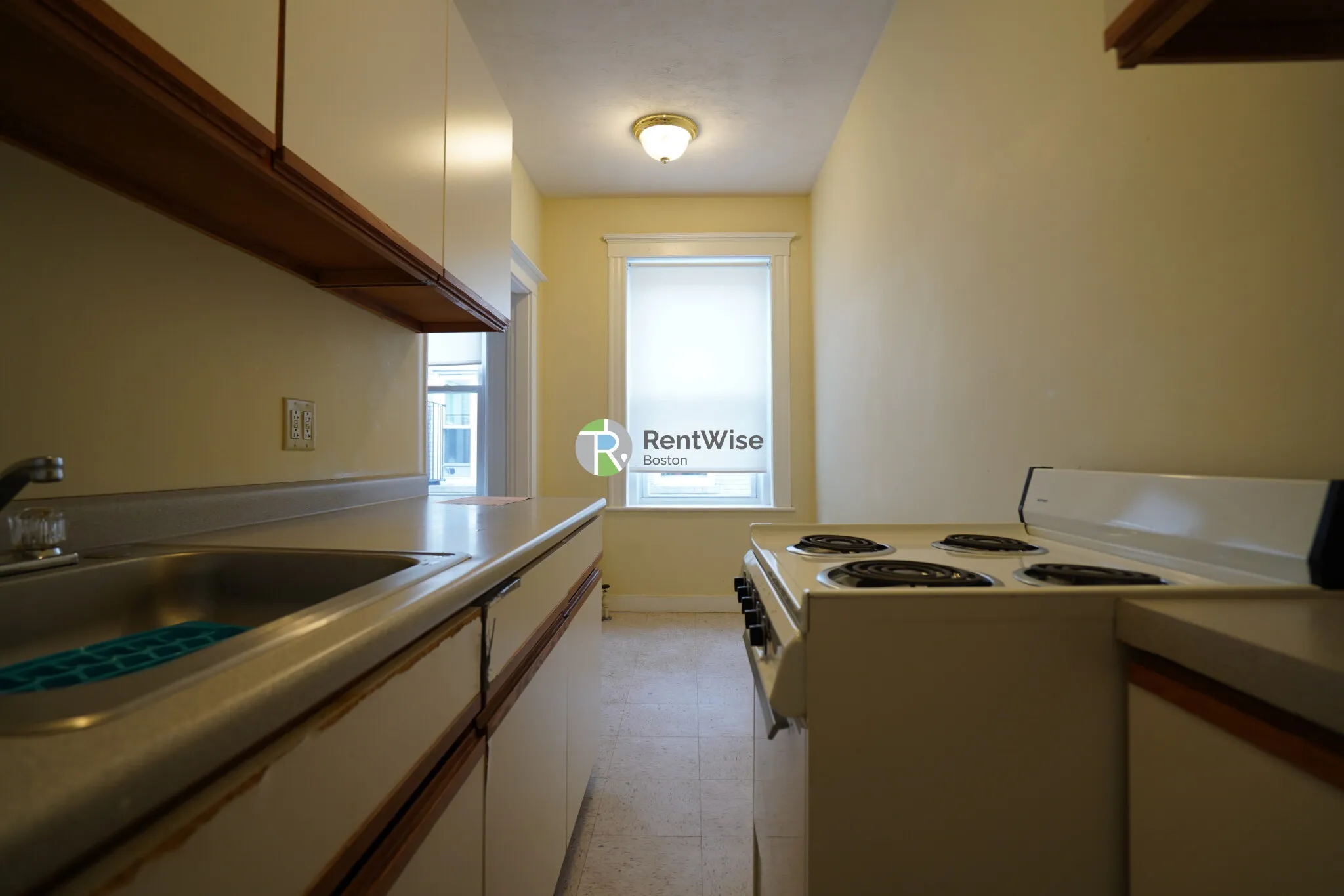 1 bed, 1 bath apartment for rent at 236 Kelton St Unit 17, Allston — photo 6 of 13