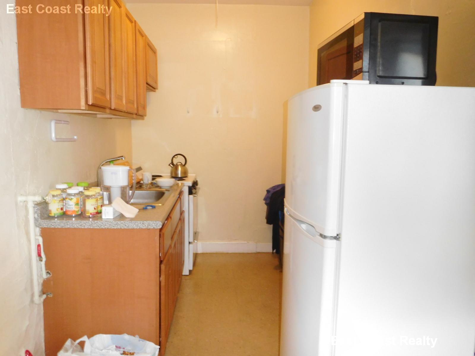 Studio bed, 1 bath apartment for rent at 236 Kelton St Unit 4, Allston — photo 10 of 14