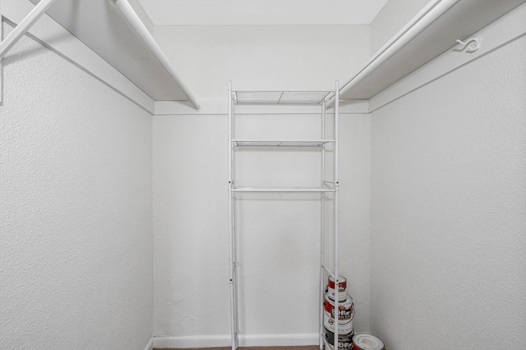 1 bed, 1 bath apartment for rent at 236 Low St Unit 6, Newburyport — photo 10 of 14