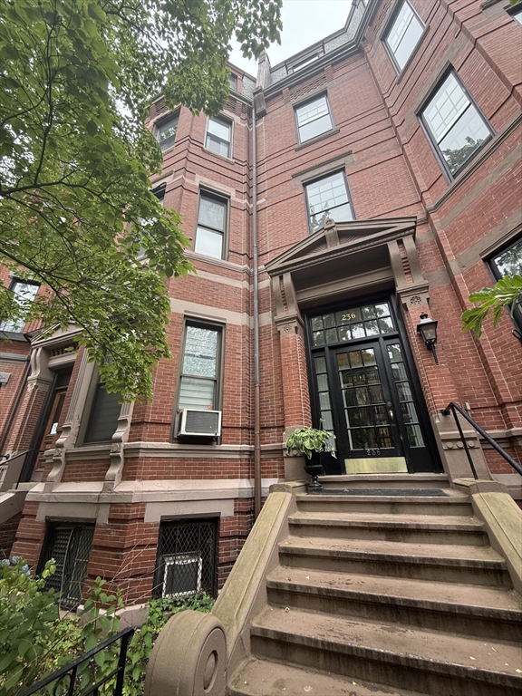 2 bed, 2 bath apartment for rent at 236 Marlborough St Unit 4, Back Bay — photo 27 of 28