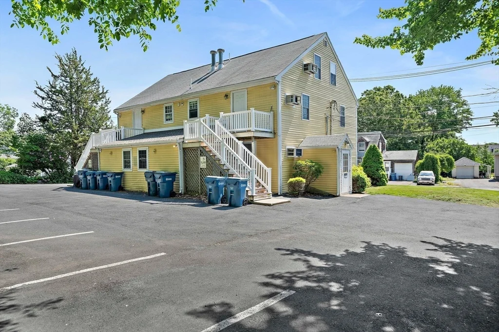1 bed, 1 bath apartment for rent at 236 Neponset St Unit 1, Canton — photo 17 of 19