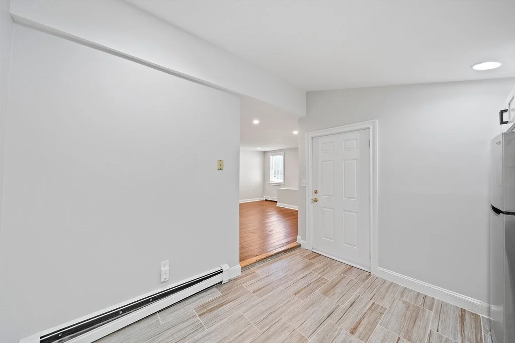 1 bed, 1 bath apartment for rent at 236 Neponset St Unit 1, Canton — photo 15 of 19