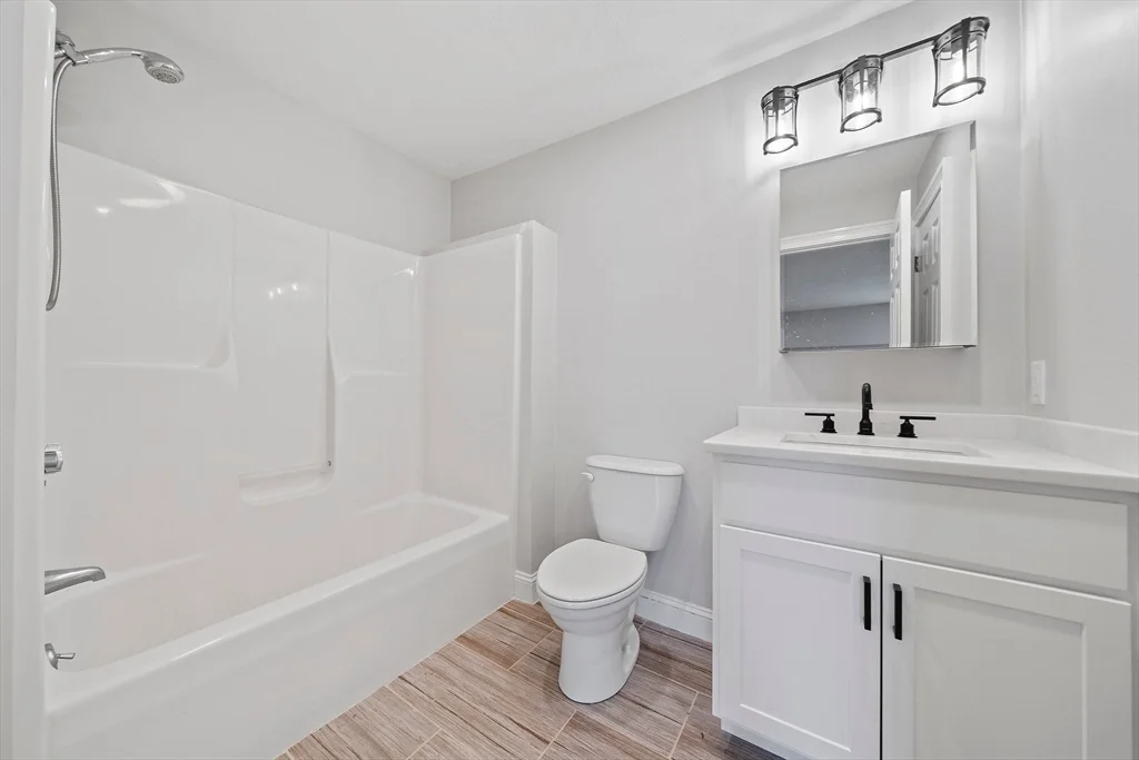 1 bed, 1 bath apartment for rent at 236 Neponset St Unit 1, Canton — photo 7 of 19