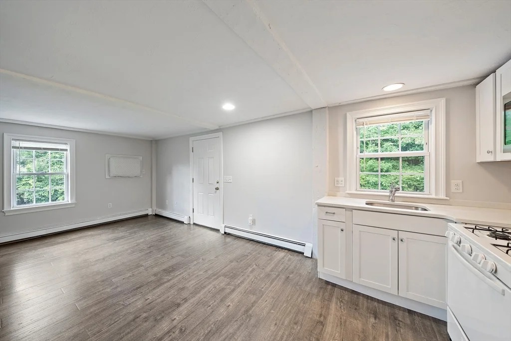 2 bed, 1 bath apartment for rent at 236 Neponset St Unit 2, Canton — photo 7 of 27
