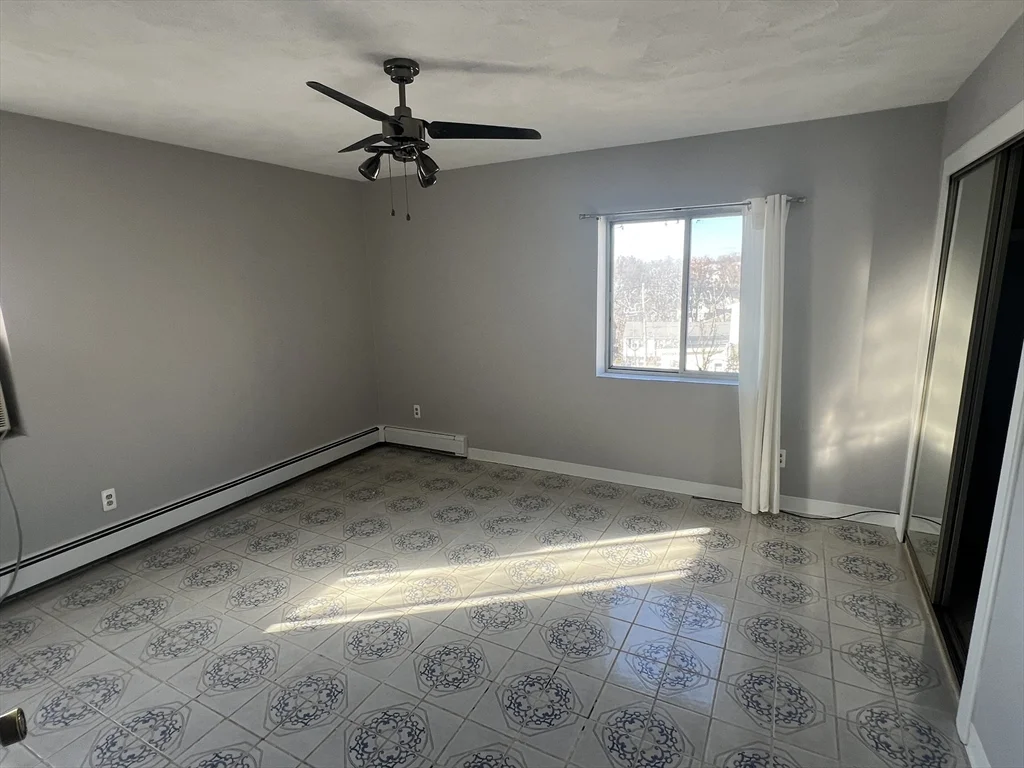 3 bed, 2 bath apartment for rent at 236 Palfrey St Unit 236, Watertown — photo 5 of 16