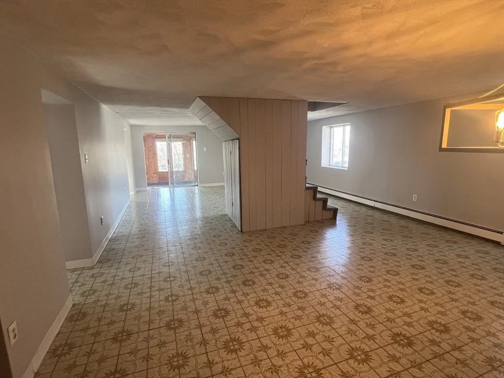3 bed, 2 bath apartment for rent at 236 Palfrey St Unit 236, Watertown — photo 8 of 16
