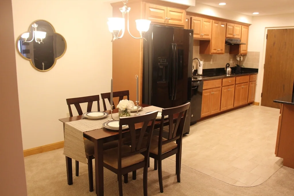 1 bed, 1 bath apartment for rent at 2360 Commonwealth Ave Unit 1-2, Auburndale — photo 4 of 7