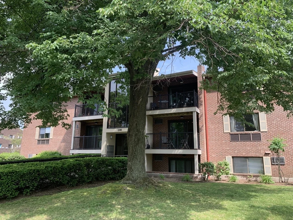 2 bed, 1 bath apartment for rent at 2360 Commonwealth Ave Unit 3-4, Newton — photo 10 of 10