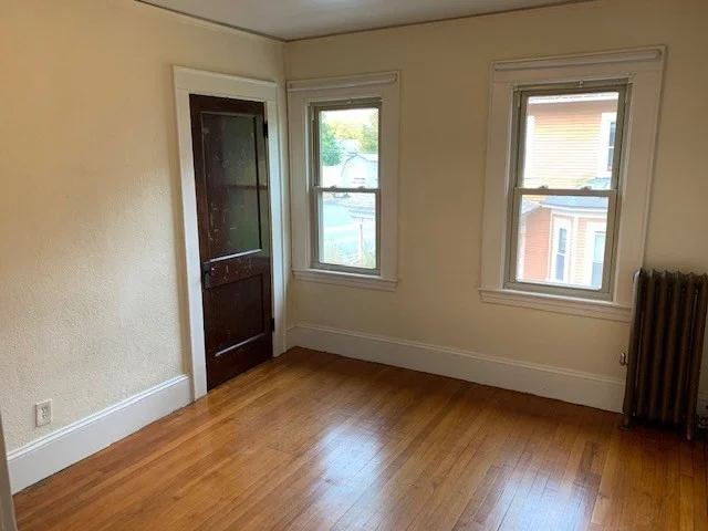 4 bed, 1 bath apartment for rent at 237 Bridge St Unit N/A, Northampton — photo 13 of 14