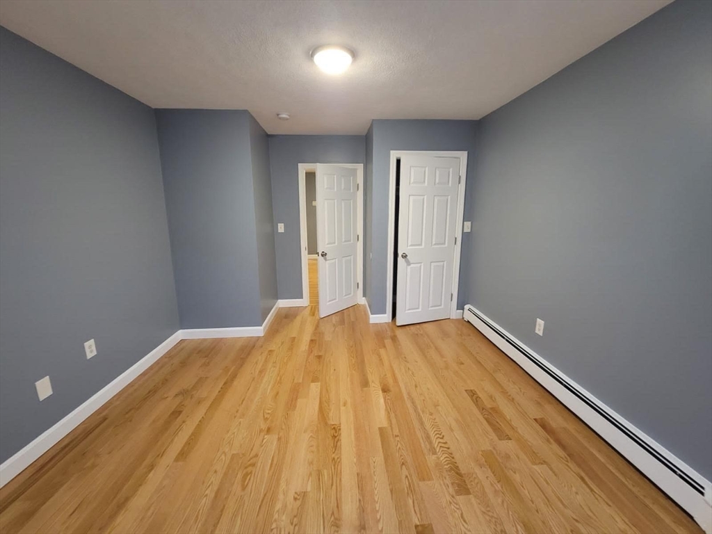 3 bed, 1 bath apartment for rent at 237 Chestnut St Unit 3, Chelsea — photo 7 of 10