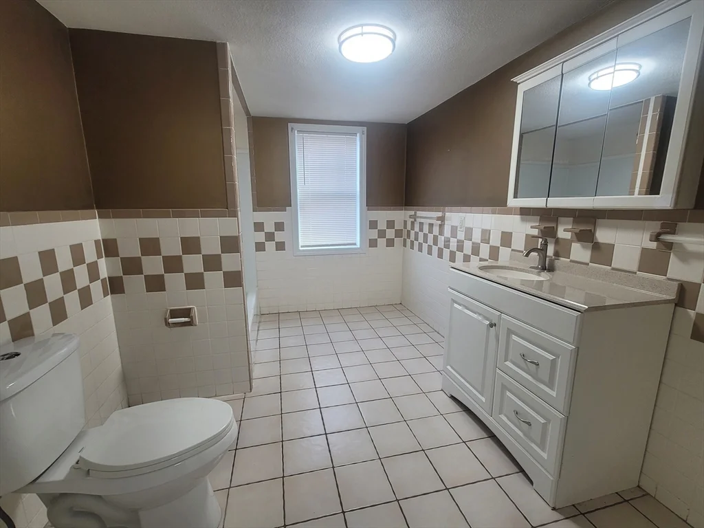 2 bed, 1 bath apartment for rent at 237 Colburn St Unit 237, Dedham — photo 12 of 16