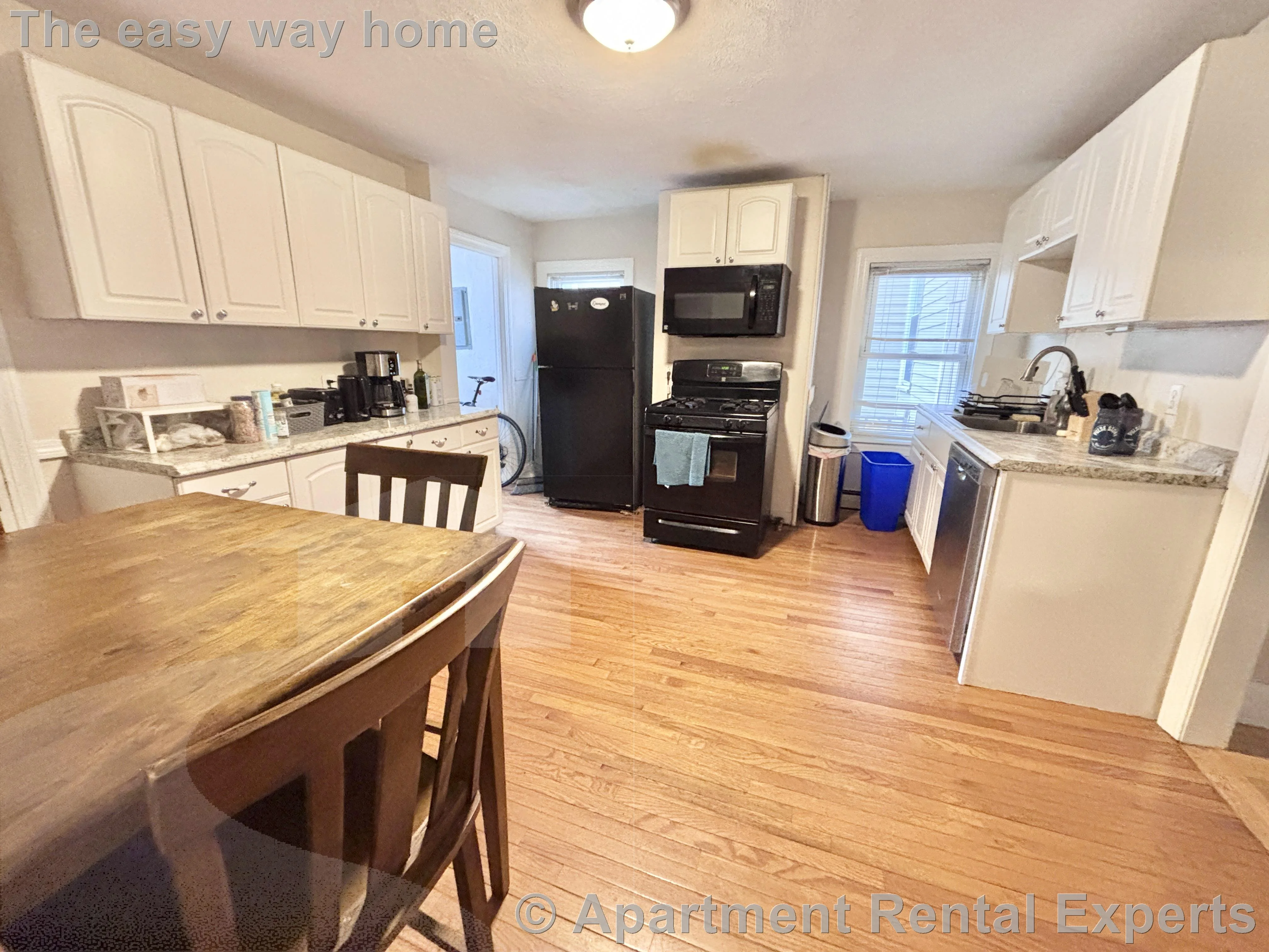 3 bed, 1 bath apartment for rent at 237 Columbia St Unit 1, Central Square — photo 7 of 12