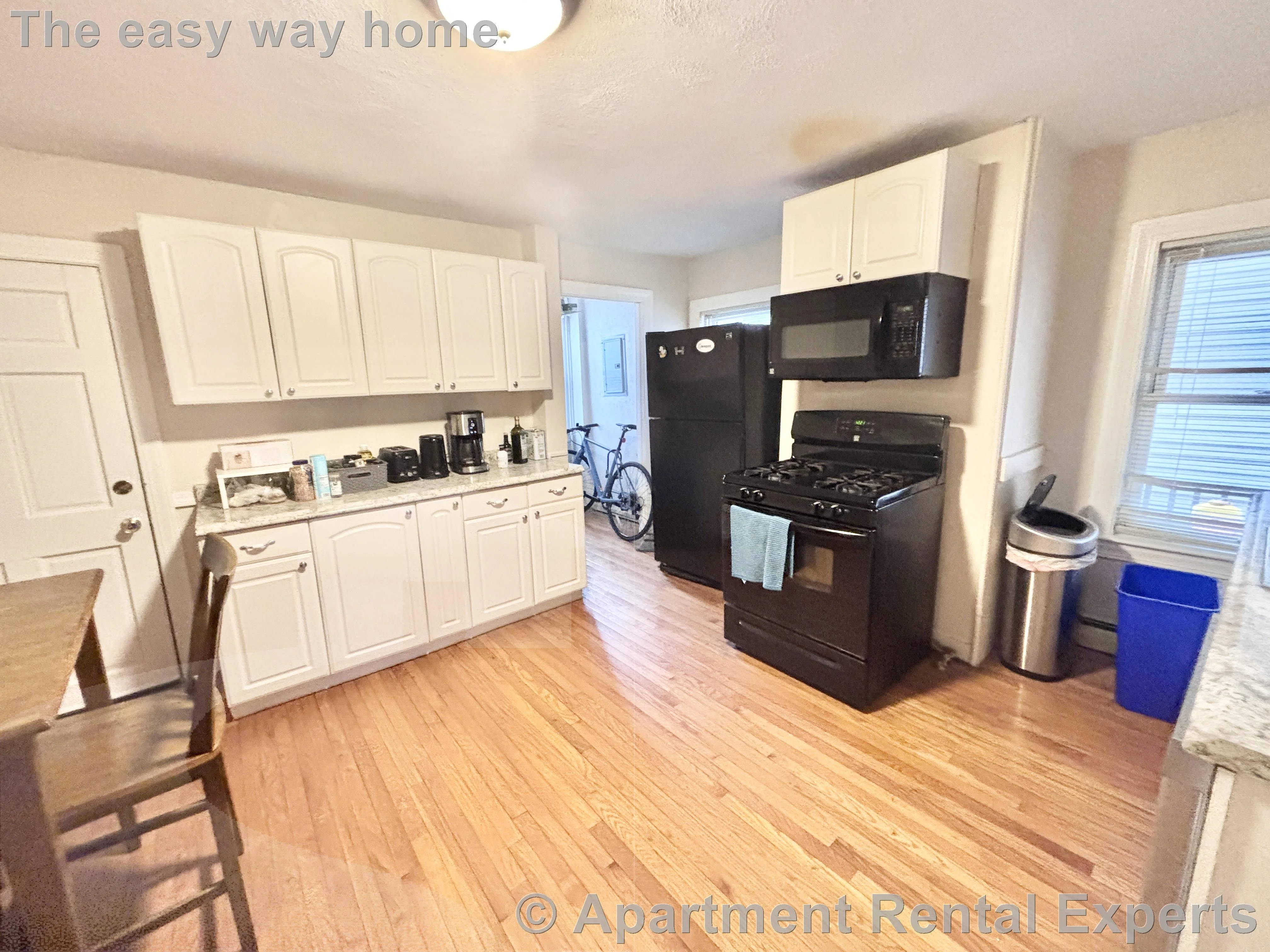 3 bed, 1 bath apartment for rent at 237 Columbia St Unit 1, Central Square — photo 6 of 12