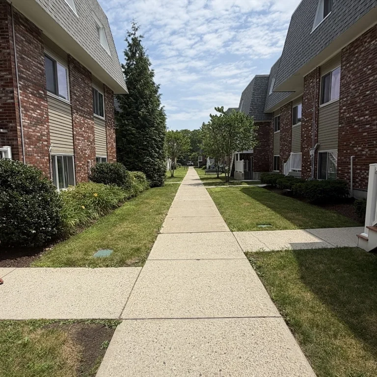 1 bed, 1 bath apartment for rent at 237 Garden St Unit 237-2, Neighborhood Nine — photo 8 of 8