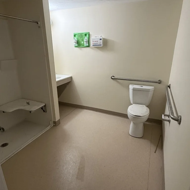 1 bed, 1 bath apartment for rent at 237 Garden St Unit 237-2, Neighborhood Nine — photo 6 of 8